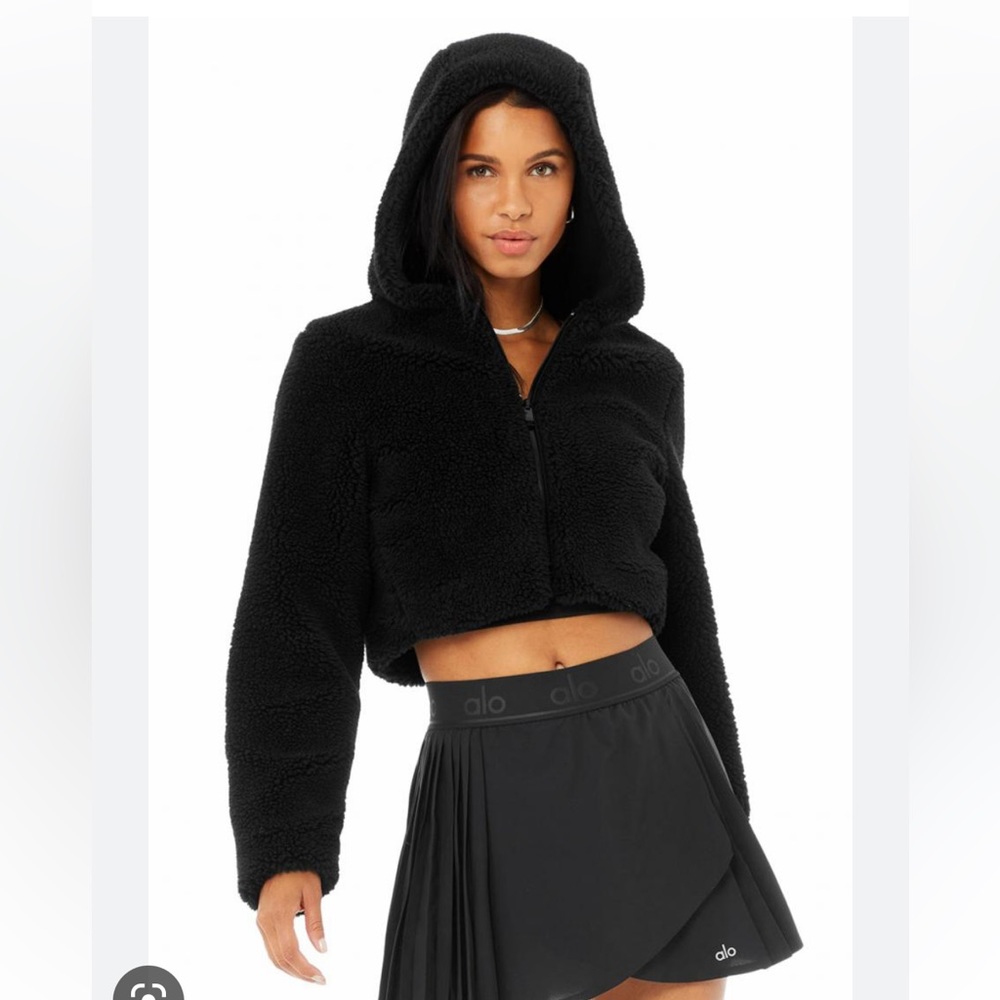 ALO SHERPA JACKET